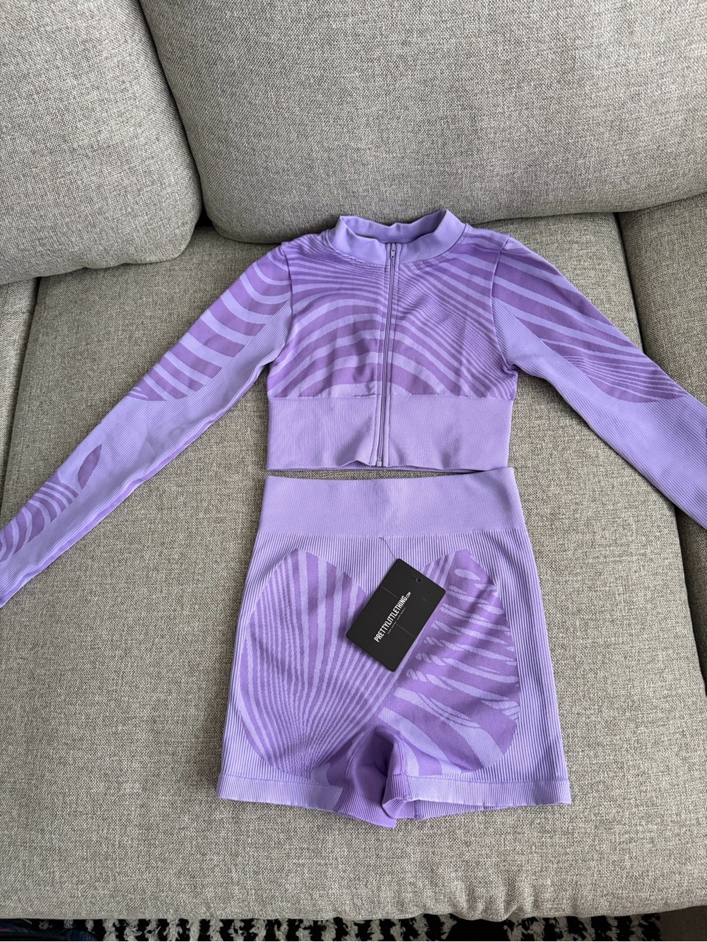 Seamless Lavender Zip Crop Top & High-Waist Shorts Set